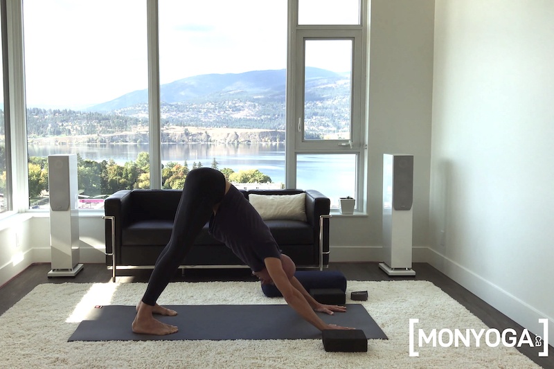 Séance de yoga en ligne pour étirer efficacement ses jambes et augmenter sa flexibilité