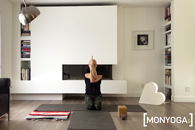 Cours de Yin Yang Yoga pour détente de la Ceinture Scapulaire