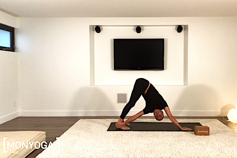 Cours de Power Yoga pour le nettoyage et la détoxication du foie