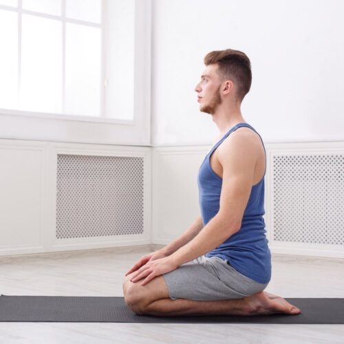 Formation postures de yoga au sol