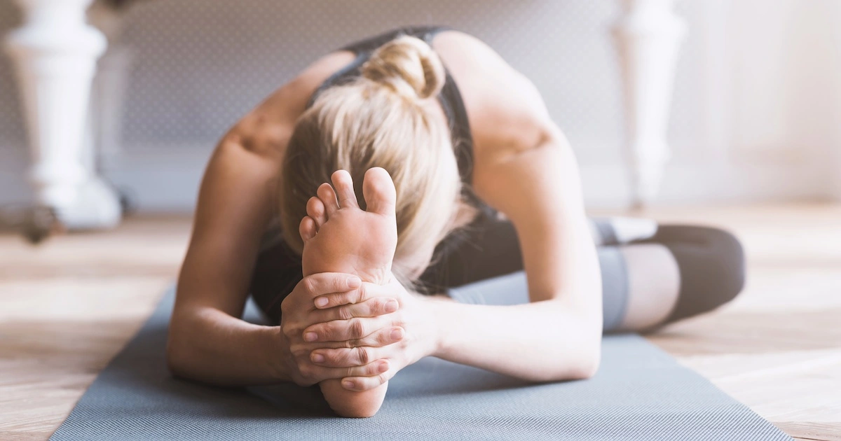 Janu Sirsasana ou la posture de la tête au genou - Conseils, instructions et astuces