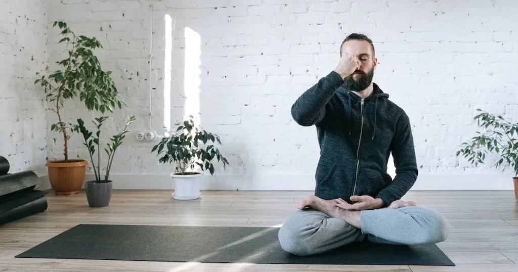 Formation de yoga en pranayama, la science de la respiration, adaptée pour Facebook.