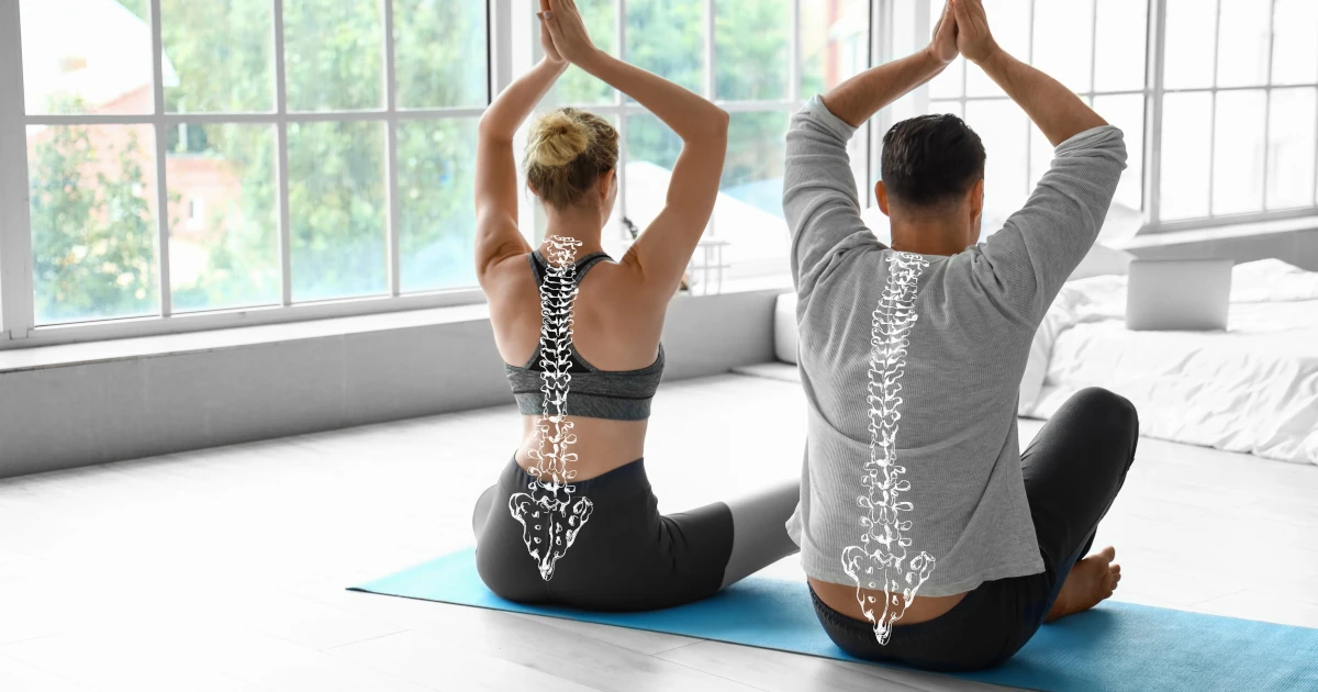 Colonne vertébrale visible dans une posture de yoga assise